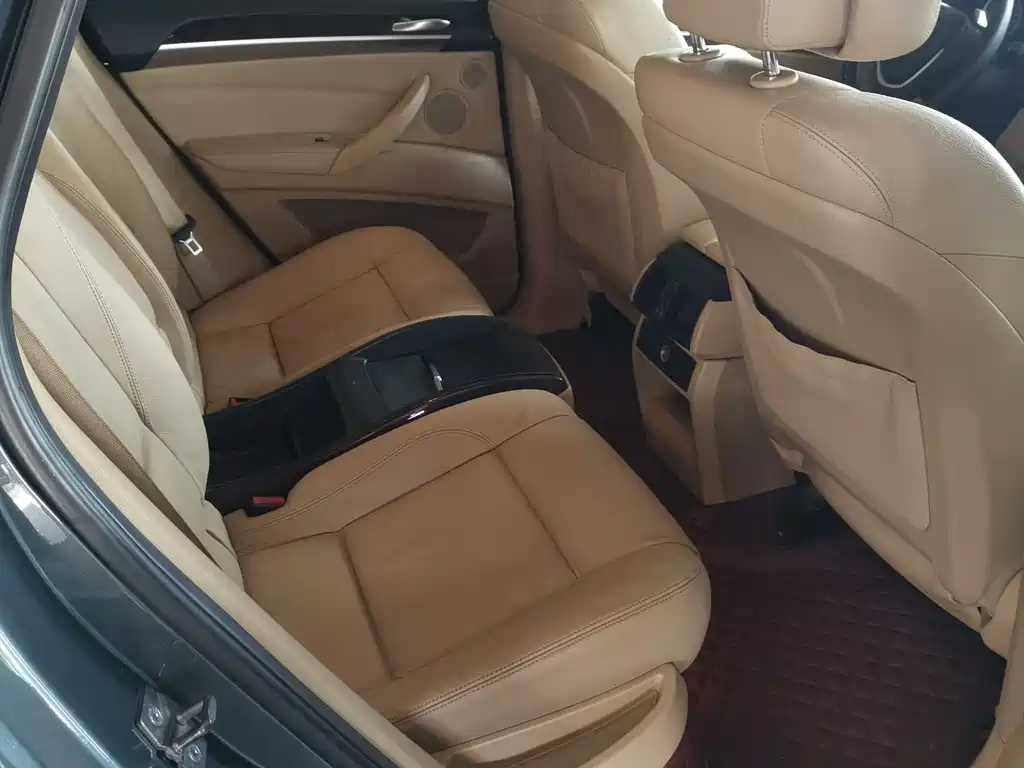 BMW X6 xDrive35 i