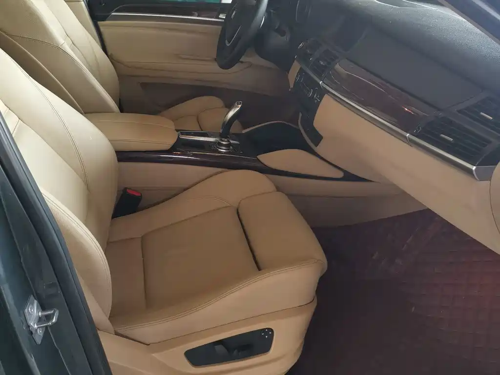 BMW X6 xDrive35 i