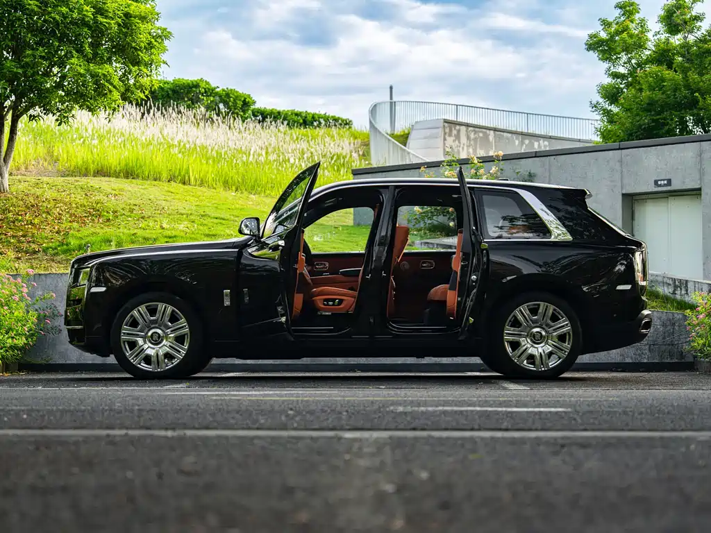Cullinan 5-seat