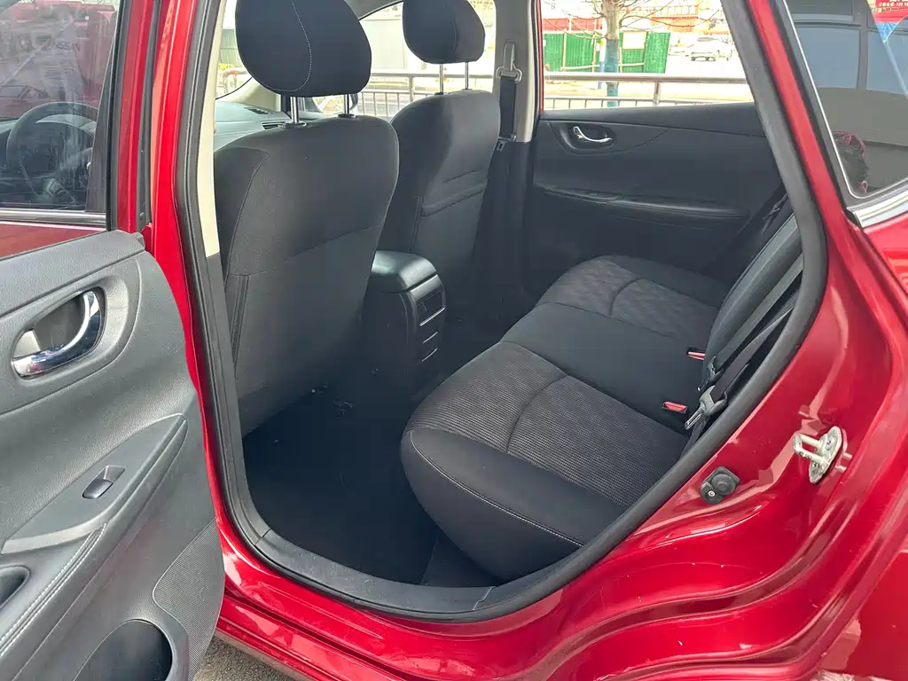 Tiida 1.6 L CVT Cool Motion