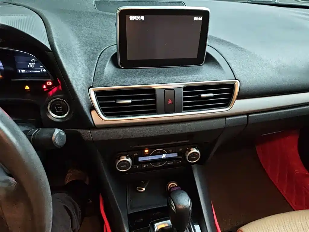 Mazda 3 Axela Sedan 2.0 L Auto Flagship