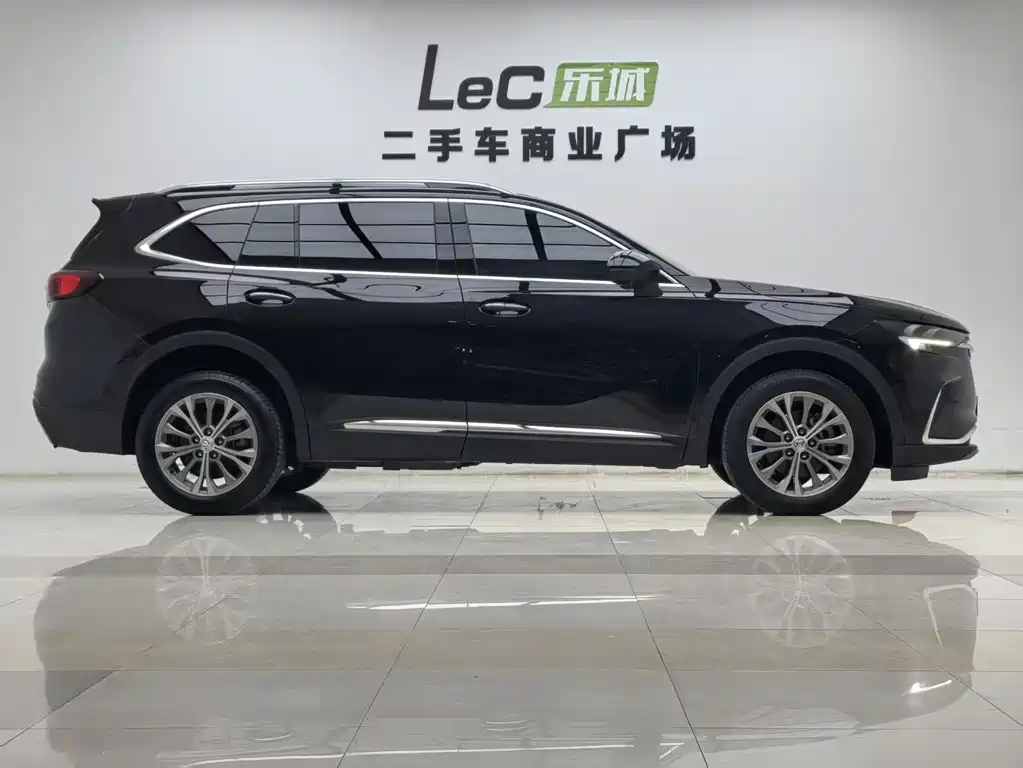 Envision Plus Envision Plus 652 T 5-seat 4 WD Luxury