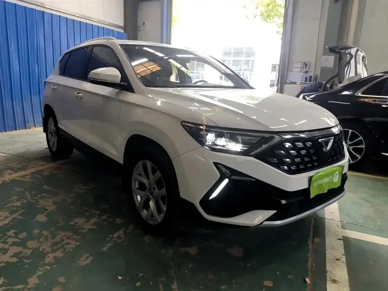 Jetta VS5 280 TSI Auto Progressive