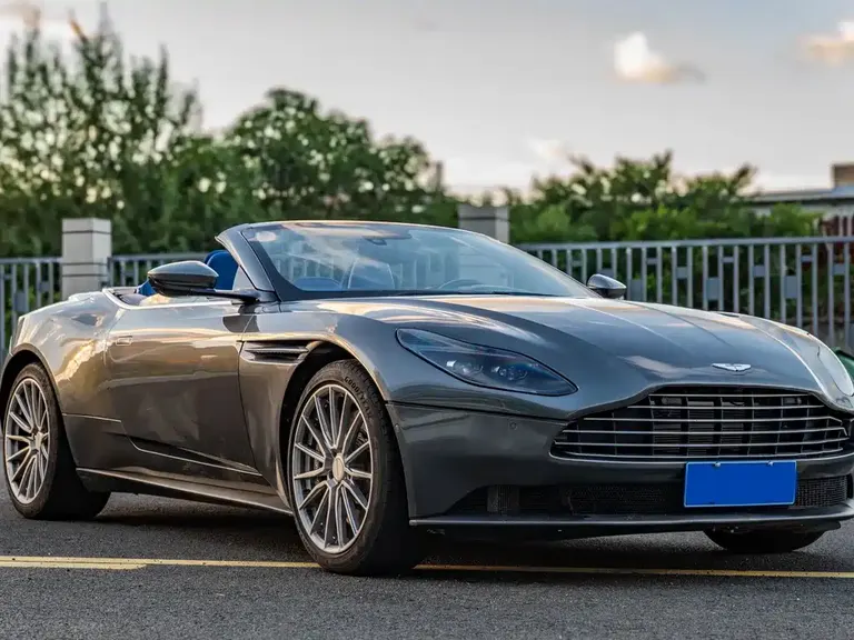 Aston Martin DB11 4.0 T V8 Volante