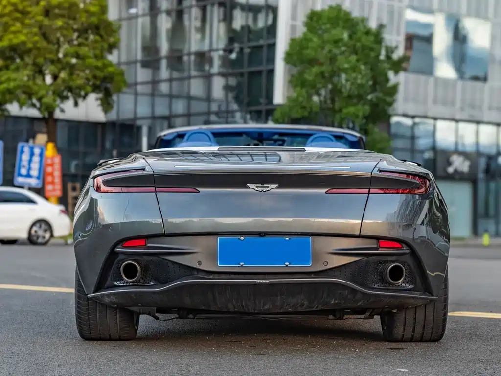 Aston Martin DB11 4.0 T V8 Volante