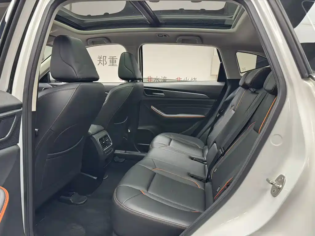 Haval F7 2.0 T 2 WD i