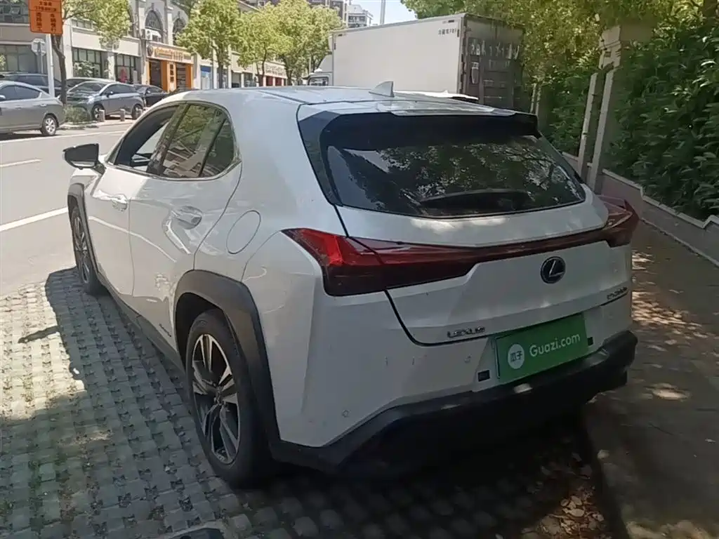 Lexus UX 雷克萨斯UX 2020款 260 h 探·享版