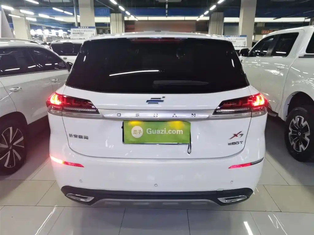Changan Oshan X7 1.5 T Auto Luxury