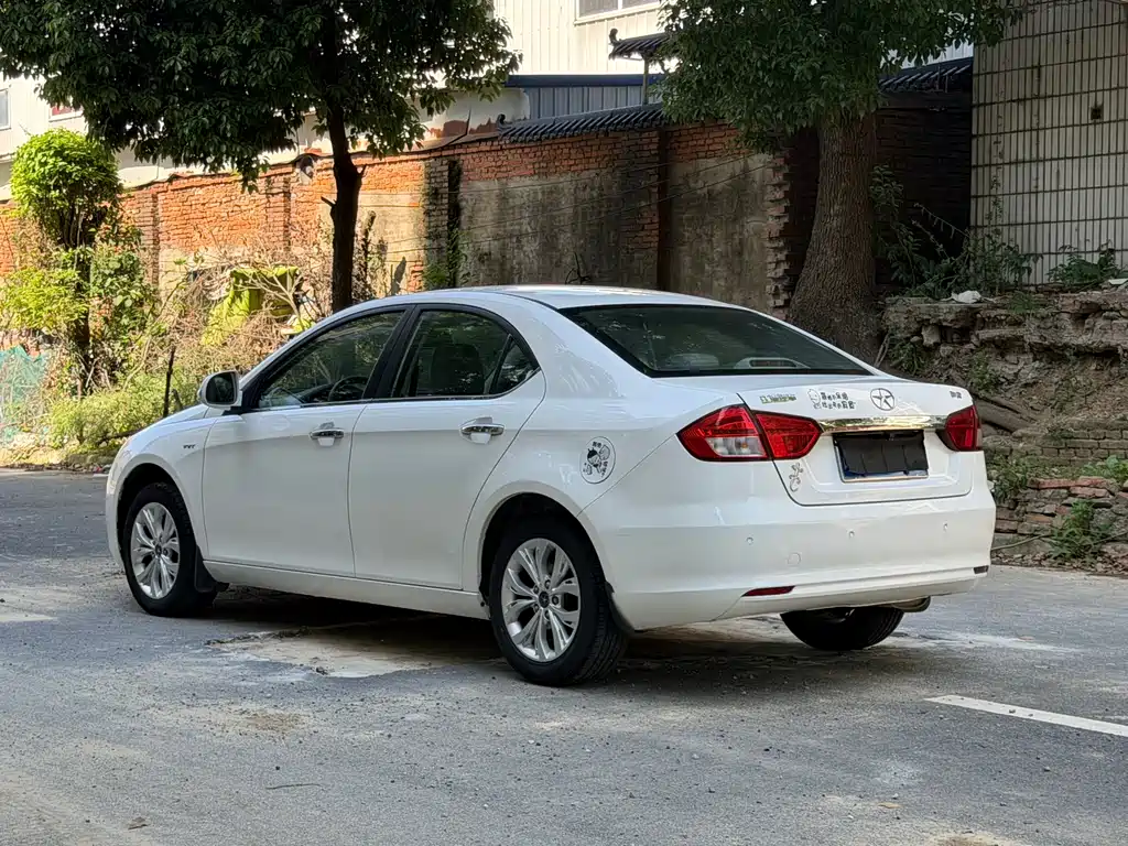 Heyue 和悦 2014款 1.5 L 手动豪华型 国IV