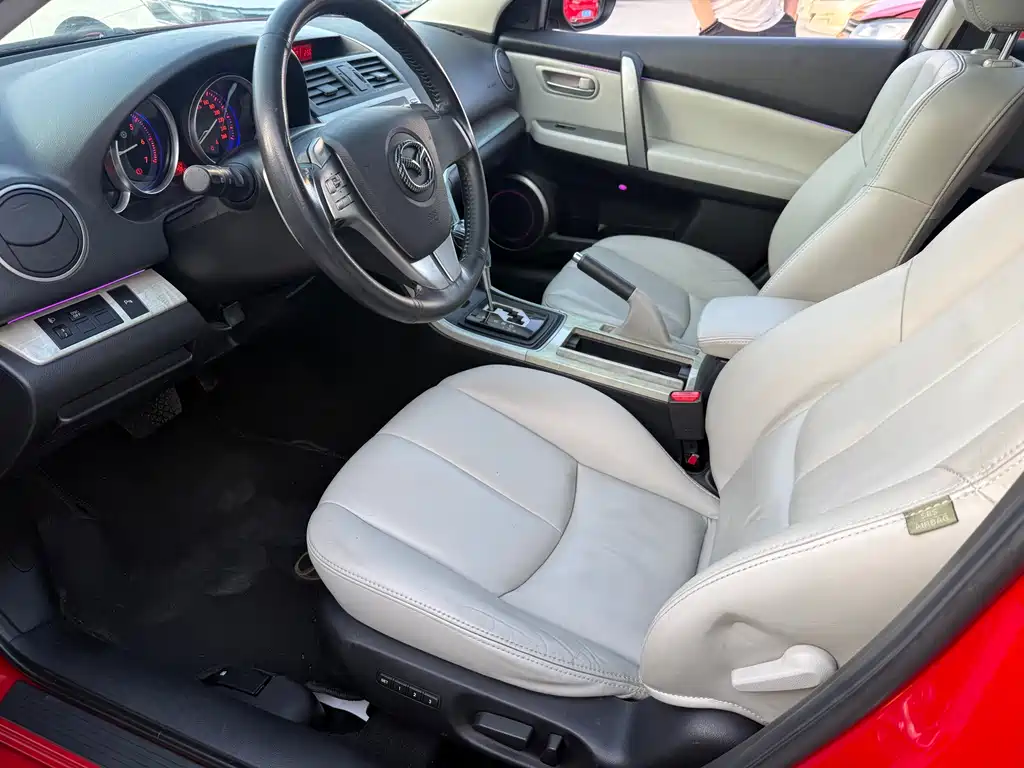 Mazda6 Ruiyi 睿翼 2009款 2.5 L 自动尊贵版