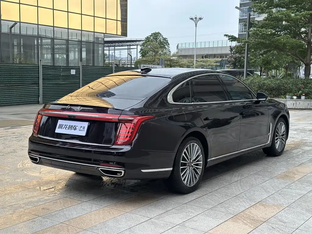 Hongqi H9 Facelift 2.0 T Connected Flagship