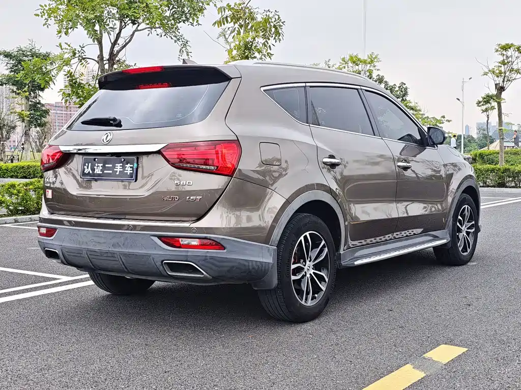 Fengguang 580 风光580 2017款 1.5 T CVT智尚型