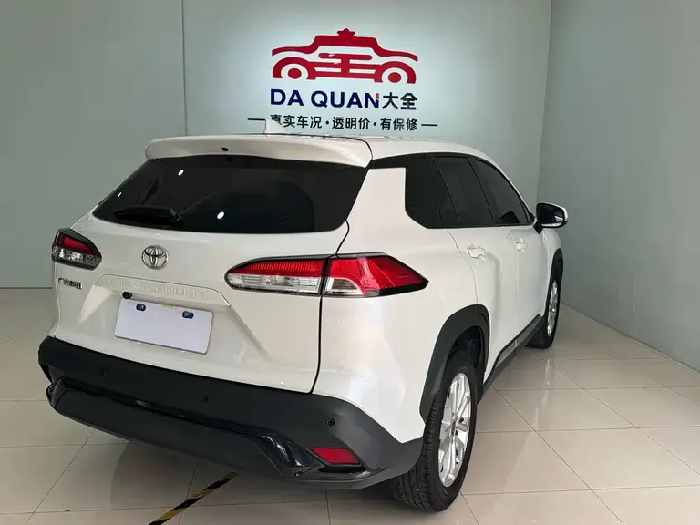 Toyota Frontlander 2.0 L CVT Elite