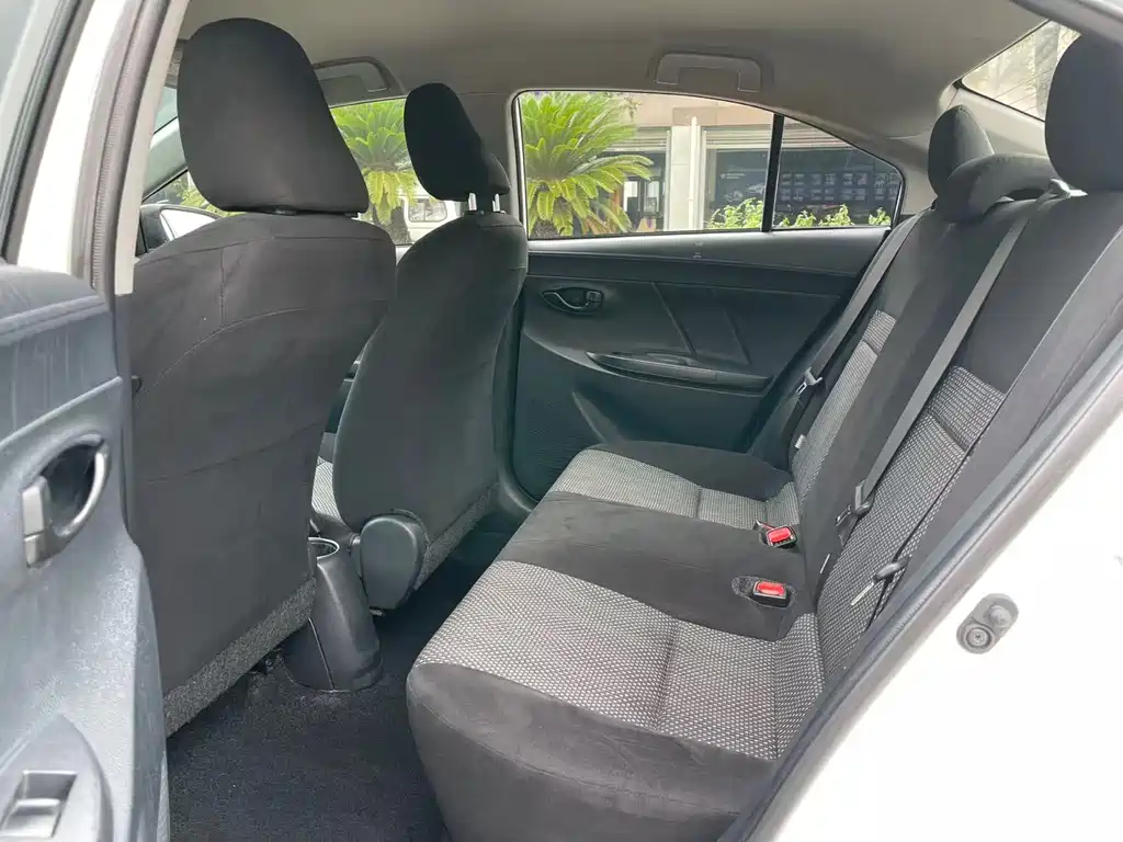 Vios 1.5 L CVT Creation