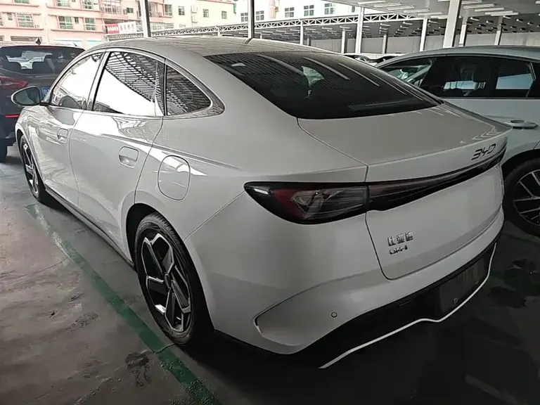 BYD Seal 06 DM-i 120 KM Flagship