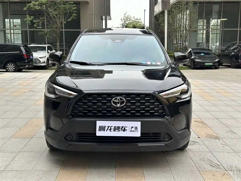 Corolla Cross Dual Engine 2.0 L Pioneer