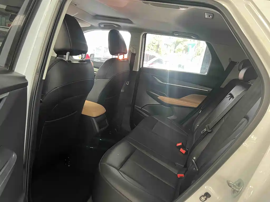 Changan CS55 PLUS Blue Whale 1.5 T Manual Luxury