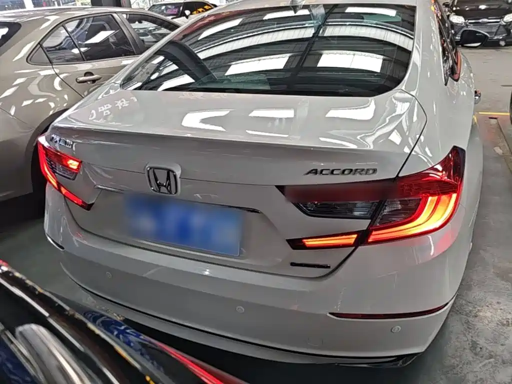 Accord Sharp· Hybrid 2.0 L Sharp Cool CN-VI