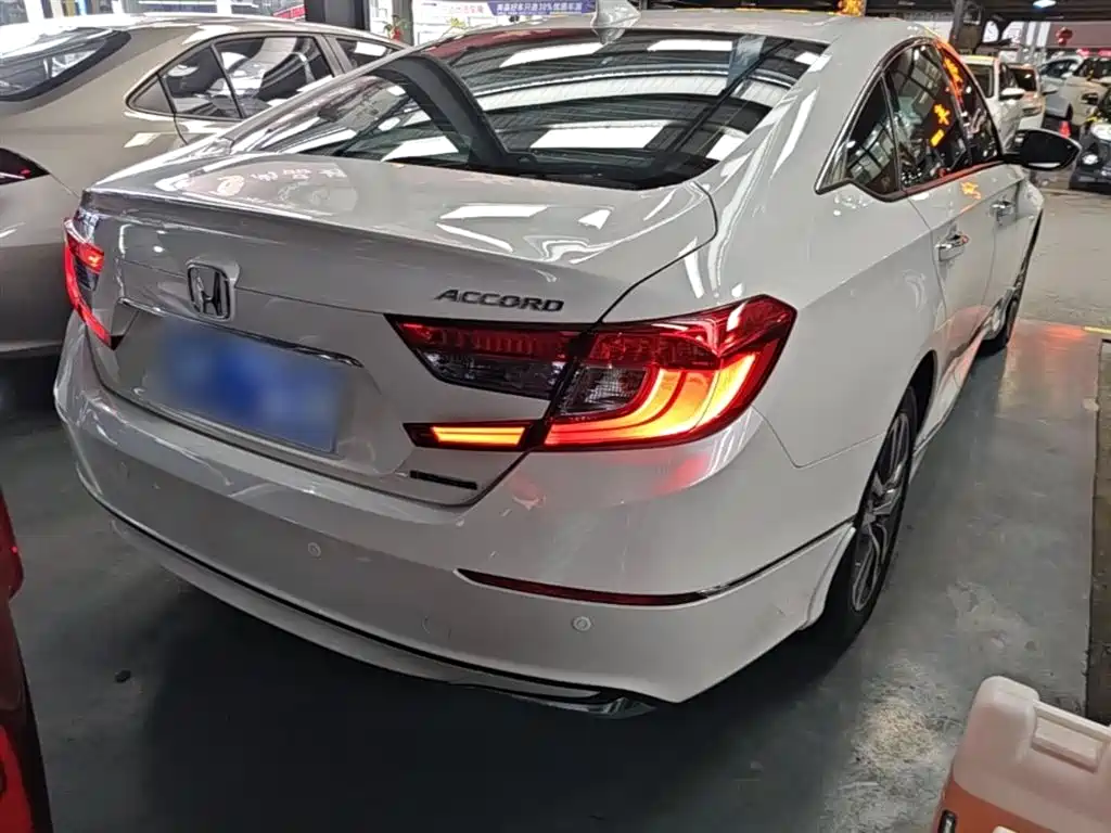 Accord Sharp· Hybrid 2.0 L Sharp Cool CN-VI