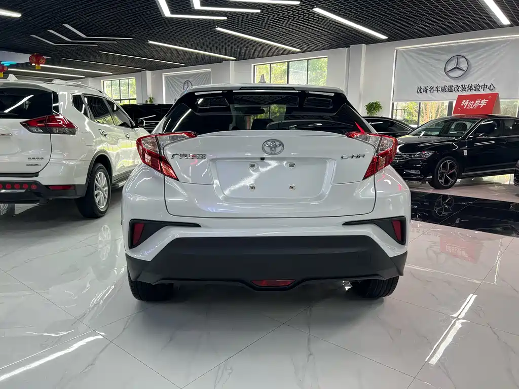 Toyota C-HR 2.0 L Comfort