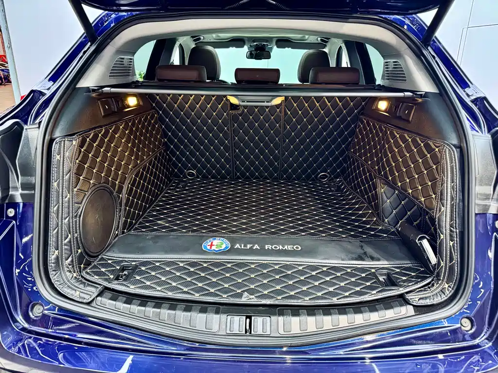 Stelvio 2.0 T 200 HP Luxury