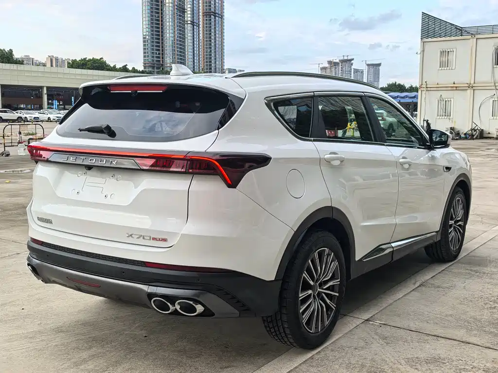 Jetour X70 PLUS 1.5 T DCT Brave PLUS 7-seat