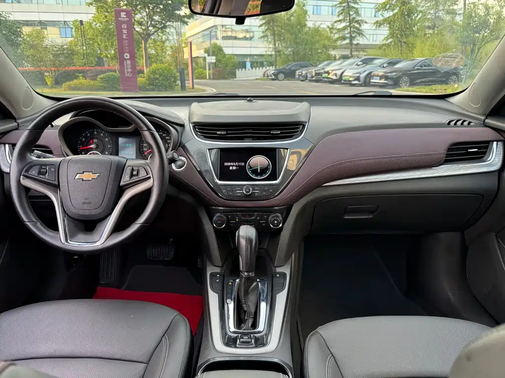 Malibu 2.0 L Auto Luxury