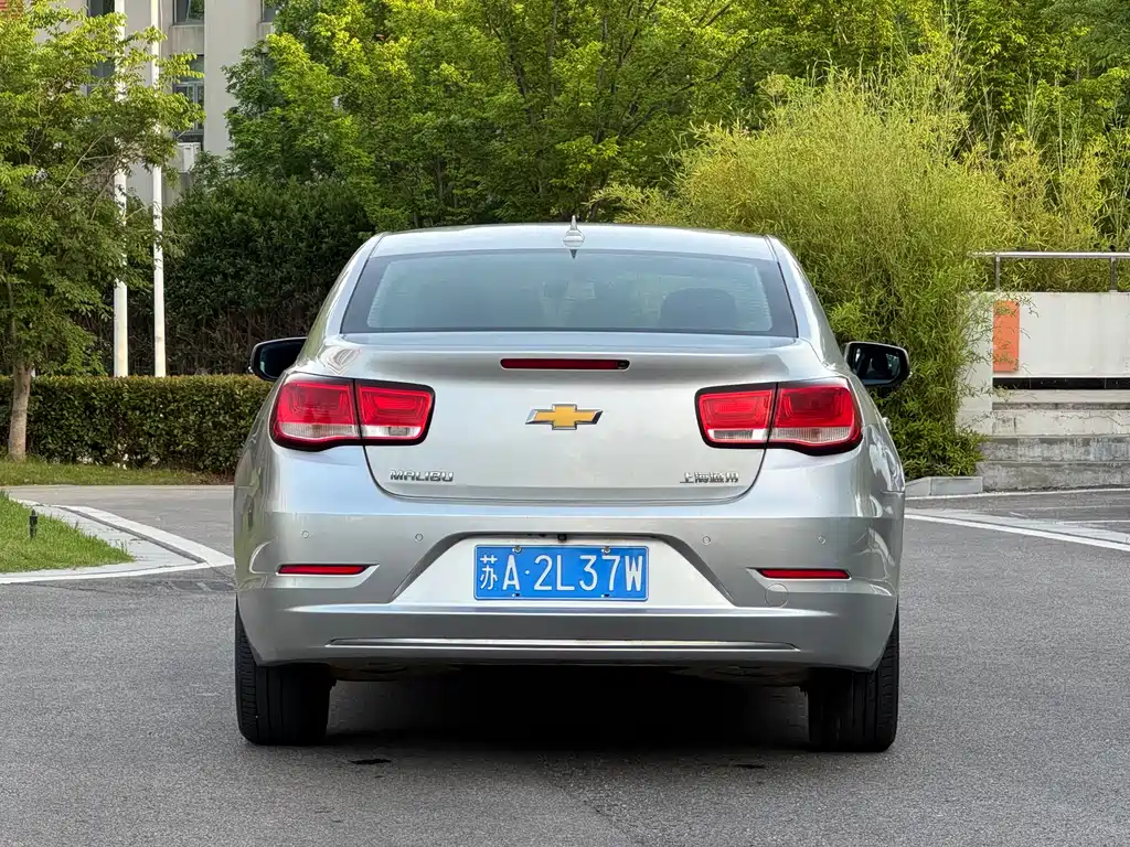Malibu 2.0 L Auto Luxury