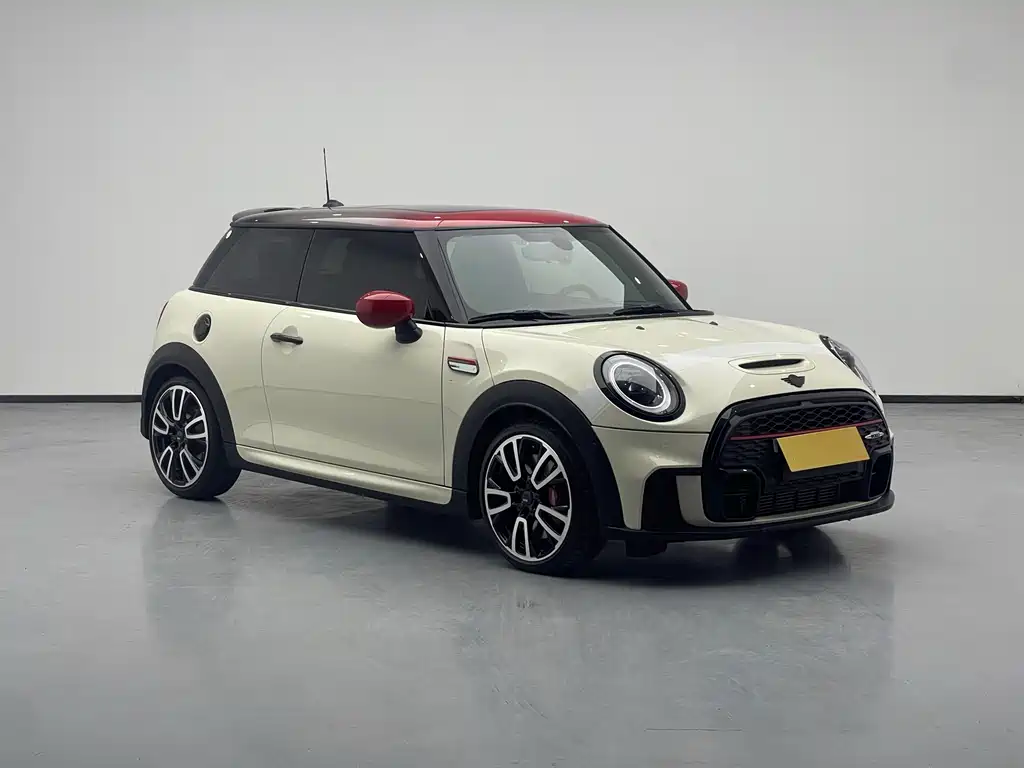 MINI JCW 2.0 T JOHN COOPER WORKS Pat Moss Commemorative