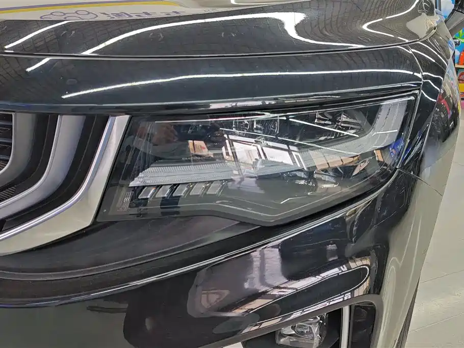 Haoyue 1.8 TD DCT Flagship 5-seat