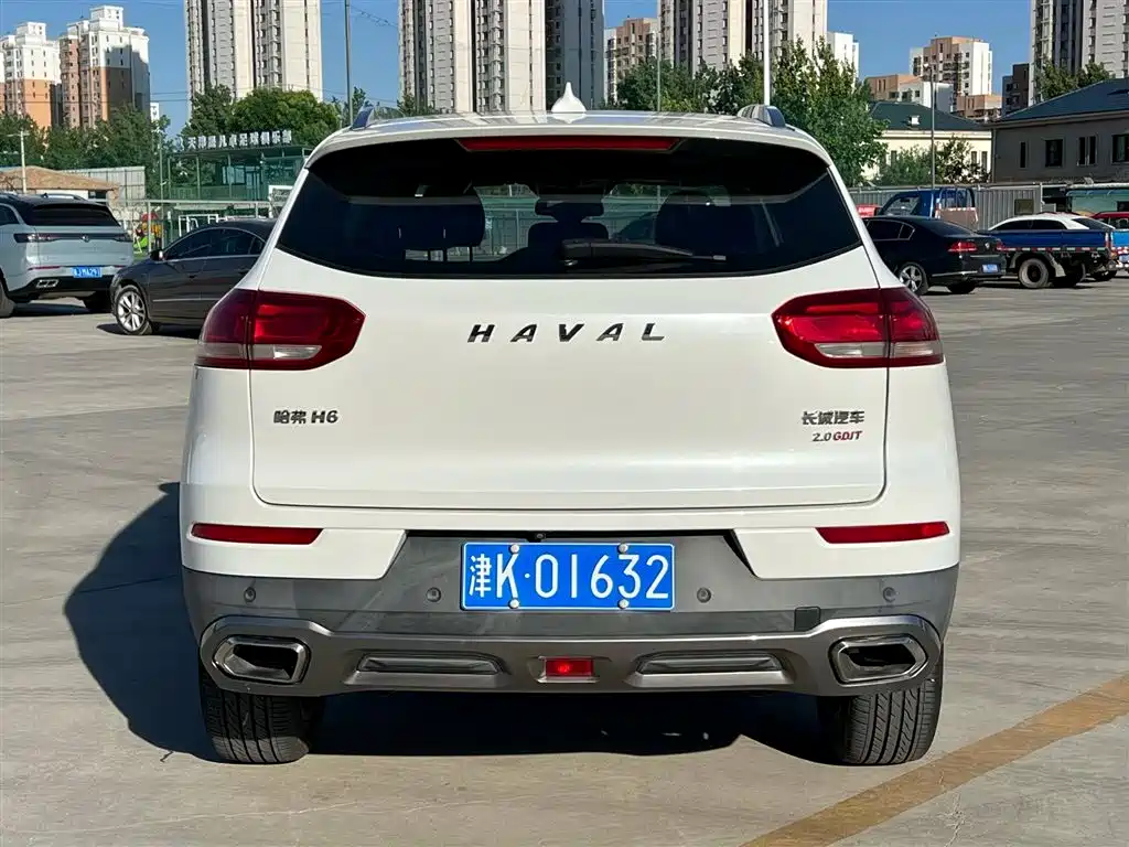 Haval H6 Red Label 2.0 T Auto 2 WD Style