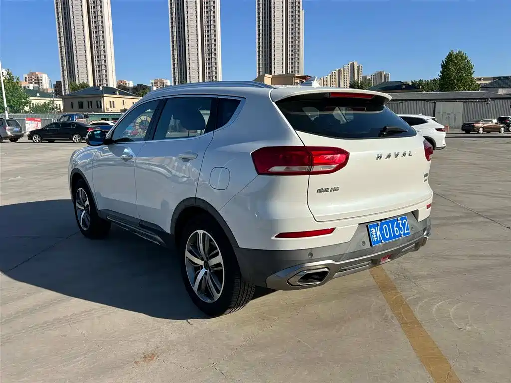 Haval H6 Red Label 2.0 T Auto 2 WD Style