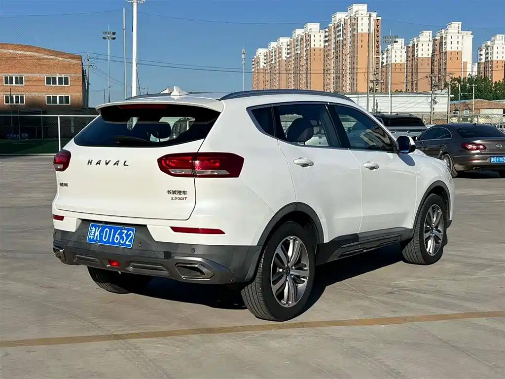 Haval H6 Red Label 2.0 T Auto 2 WD Style