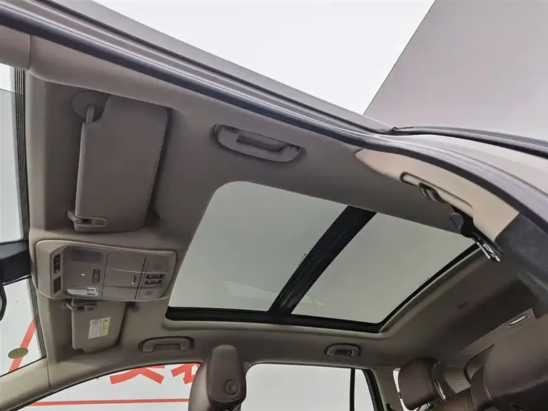Buick Envision Plus 28 T 4 WD Luxury