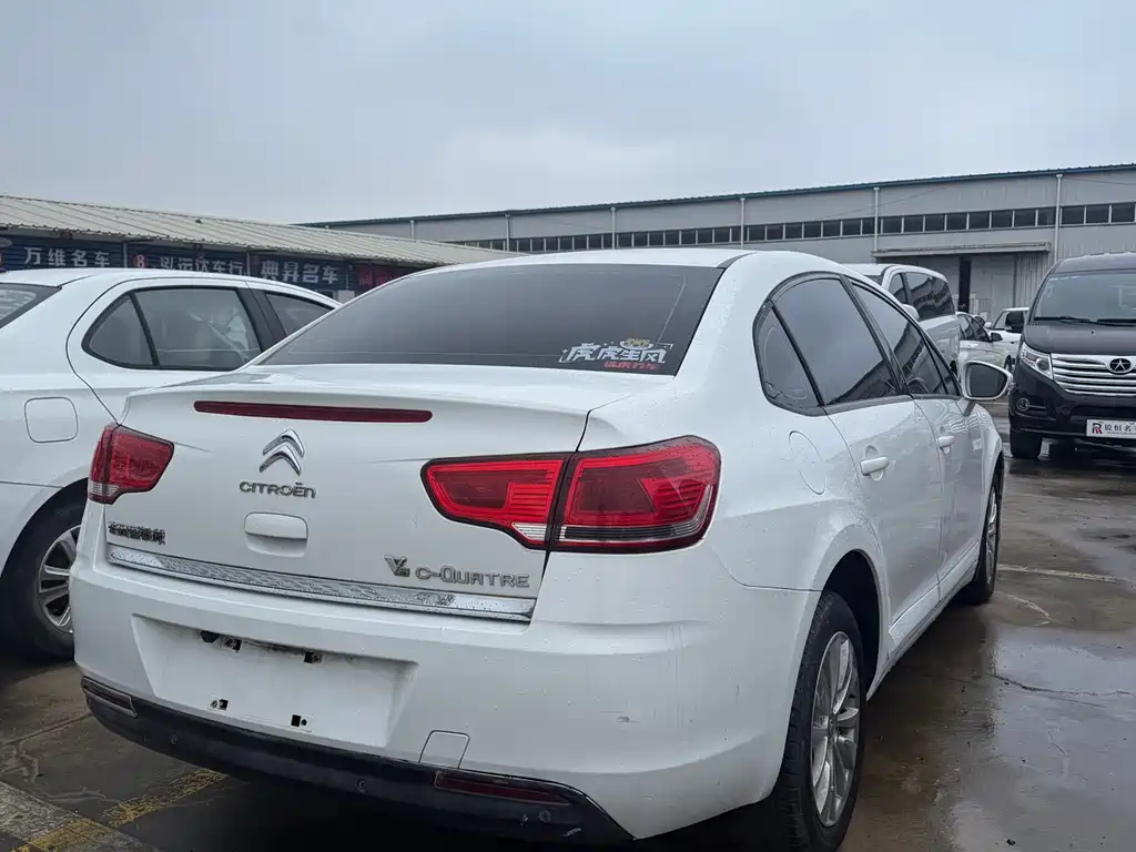 C-Quatre Sedan 1.6 L Auto Taste Enjoyment