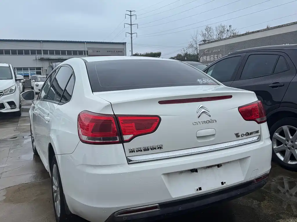 C-Quatre Sedan 1.6 L Auto Taste Enjoyment