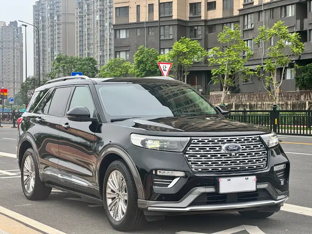 Explorer EcoBoost 285 4 WD Titanium 6-seat