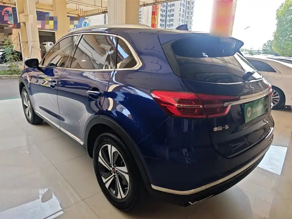 Hongqi HS5 2.0 T Connected Flagship Enjoyment