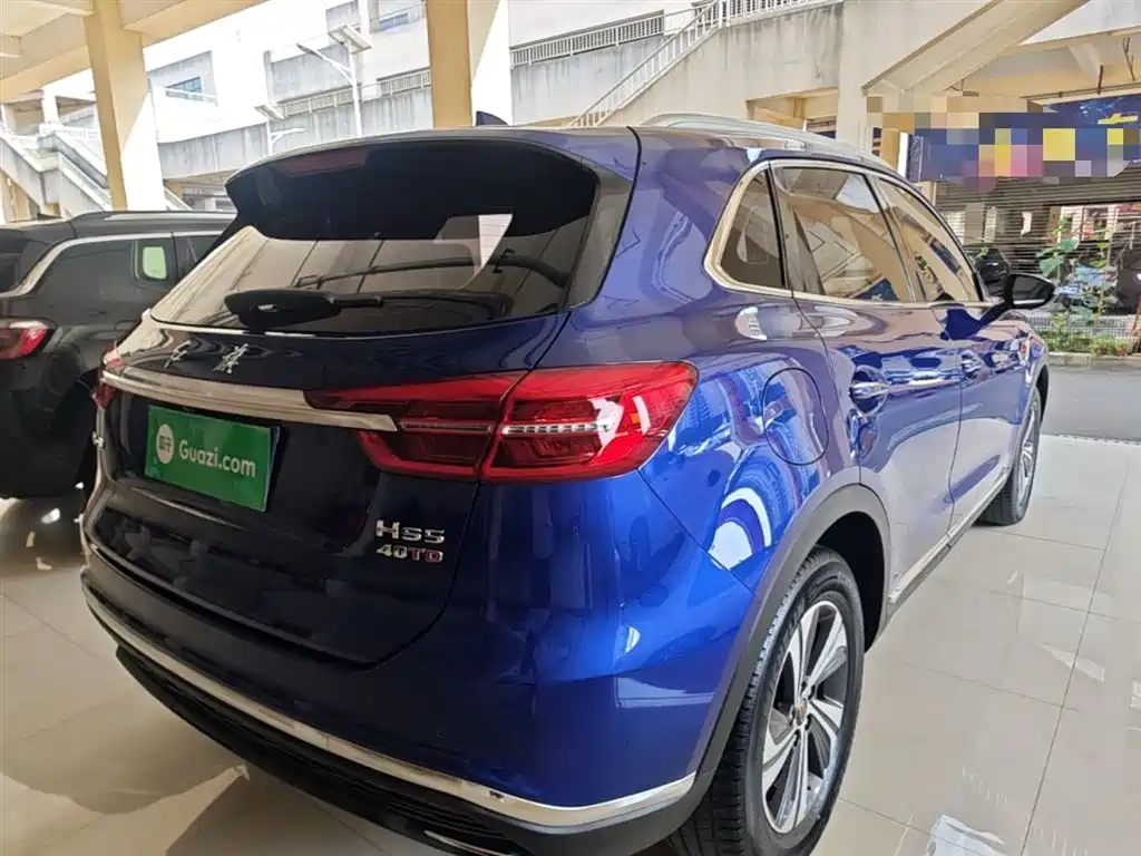 Hongqi HS5 2.0 T Connected Flagship Enjoyment