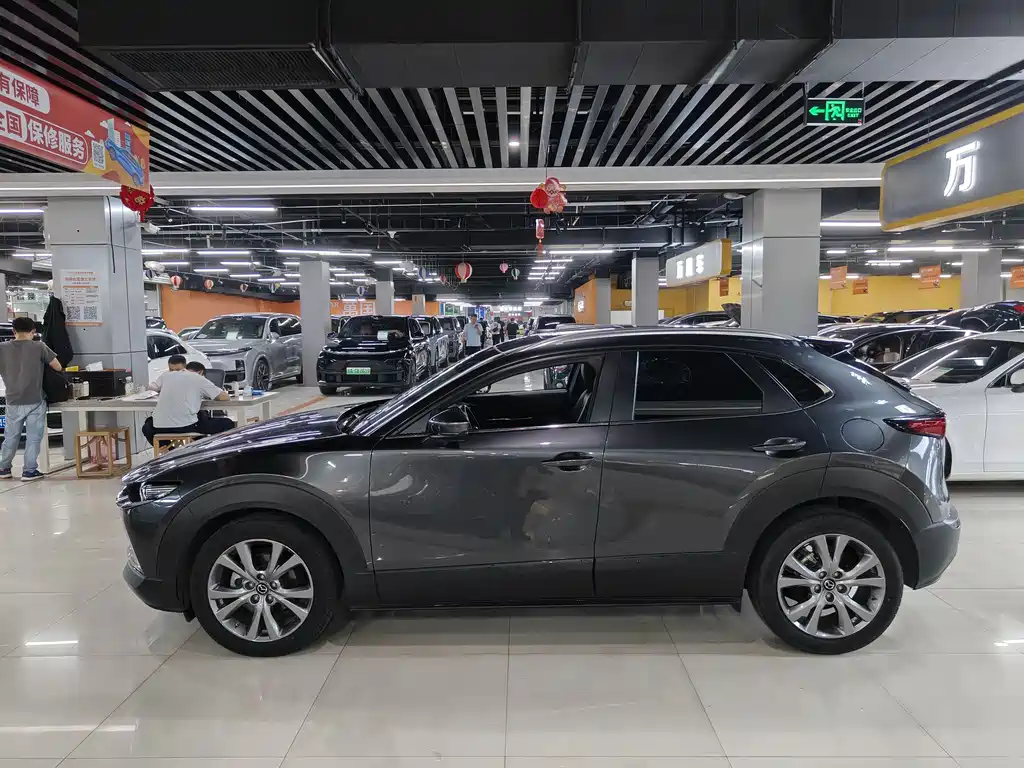 Mazda CX-30 马自达CX-30 2020款 2.0 L 自动耀悦型