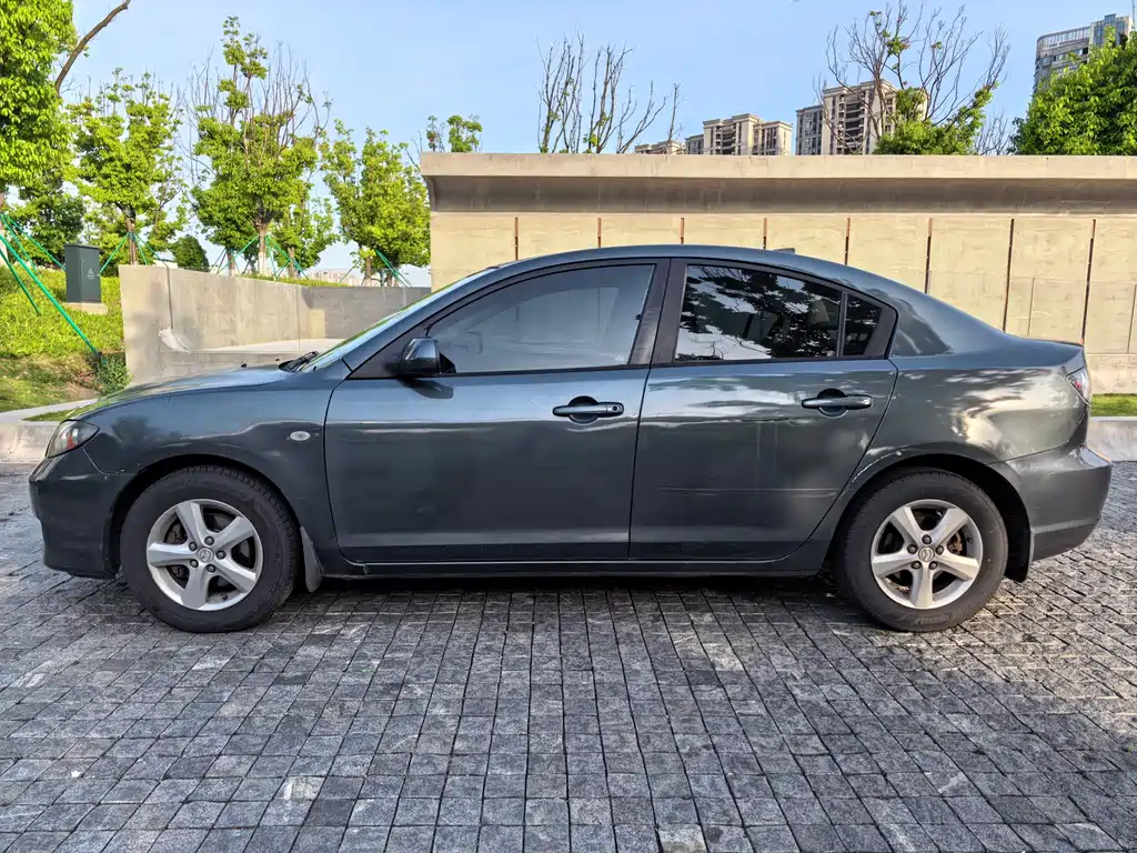 Mazda 3 1.6 L Auto Classic Fashion
