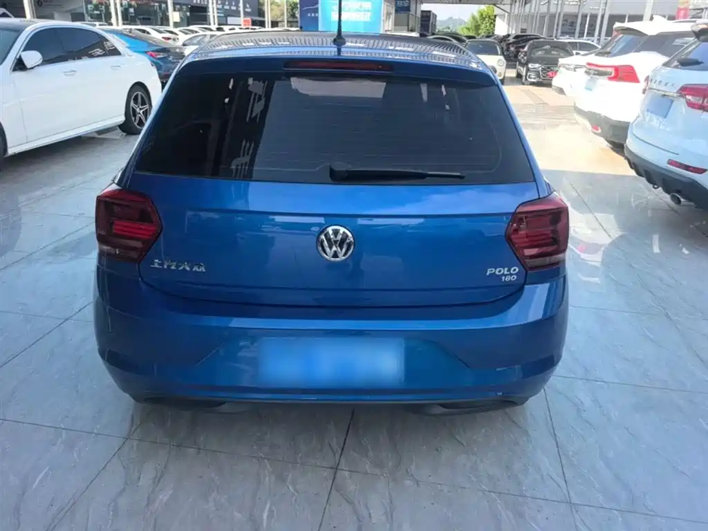 Polo Plus 1.5 L Auto Colorful Tech