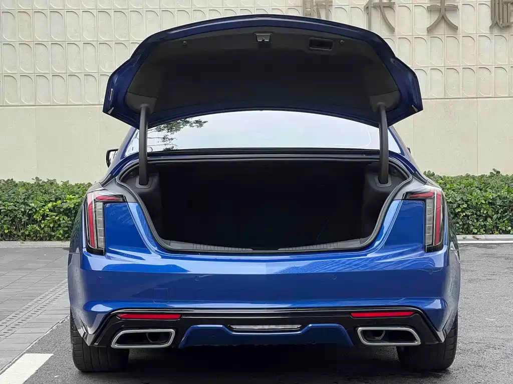 Cadillac CT5 Facelift 28 T Platinum Sport