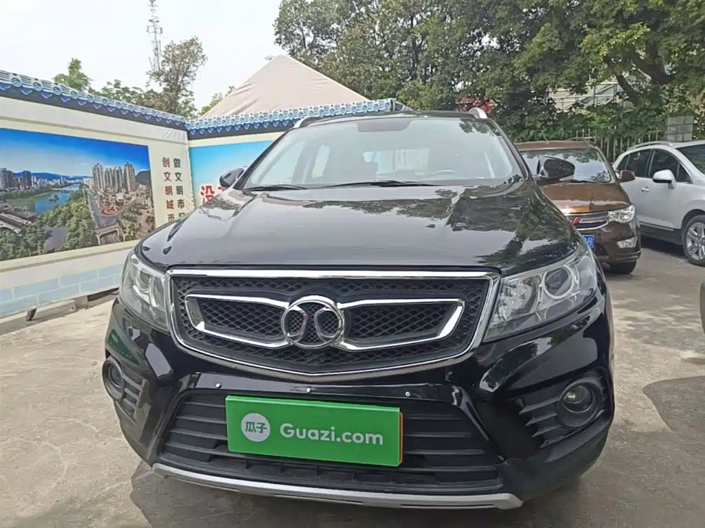 Senova X55 1.5 T CVT Elite