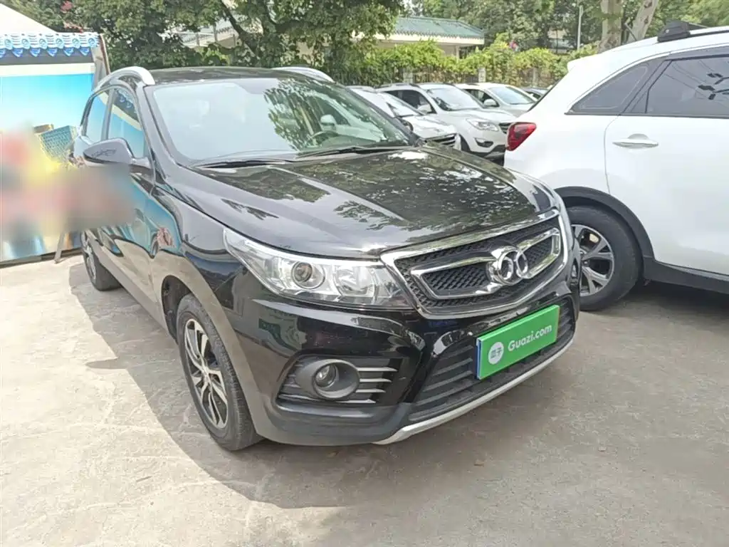 Senova X55 1.5 T CVT Elite