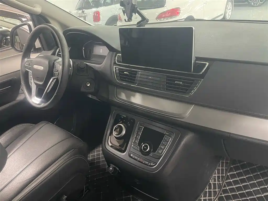 Maxus G20 Facelift ES 2.0 T Gasoline Auto Value