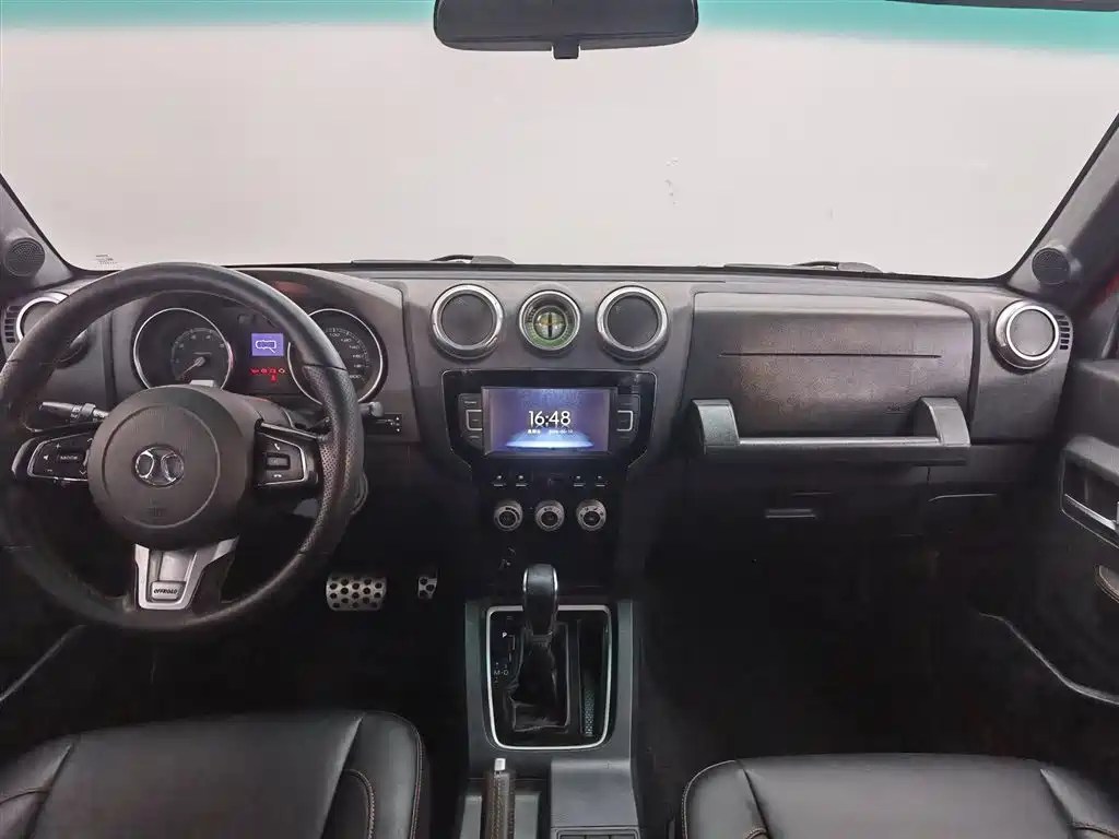 BAIC BJ40 40 L 2.3 T Auto 2 WD Distinguished
