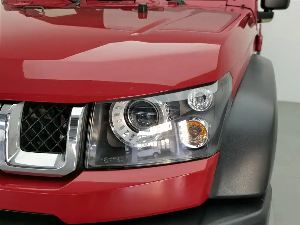 BAIC BJ40 40 L 2.3 T Auto 2 WD Distinguished
