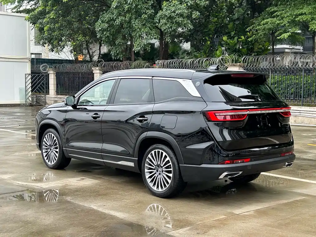 Jetour Shanhai L7 1.5 T 120 km PRO 7-seat