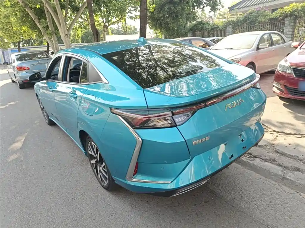 Yixuan 奕炫 2020款 230 T 自动炫目赛道版